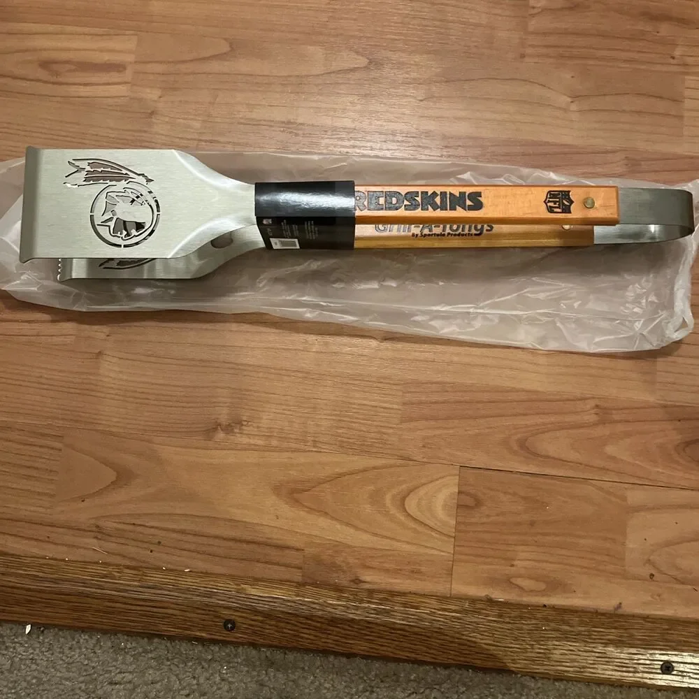 NFL grill tongs